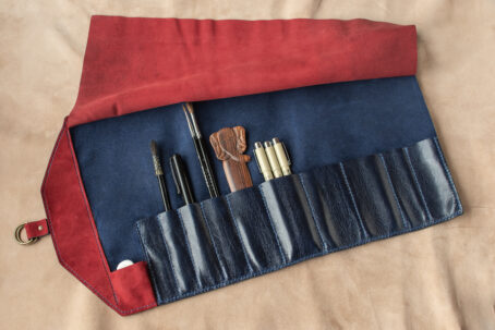 ARTIS Bleu-Rouge Pochette crayons/pinceaux en cuir – Image 4