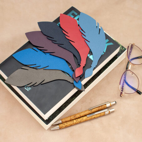 PLUMA Marque-page en cuir
